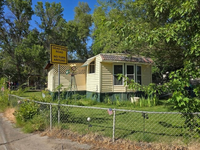 Building Photo - 825 E Ottley Ave