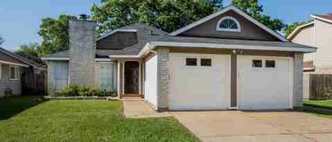 Foto principal - 19523 Lake Hollow Ln