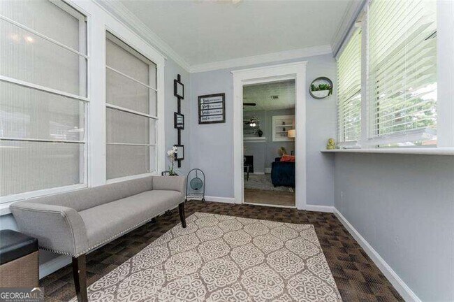 Foto del edificio - 628 Albert St NW