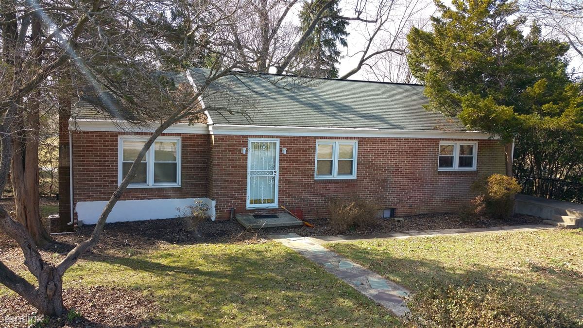 1800 Powder Mill Rd, York, PA 17403 House Rental in York, PA