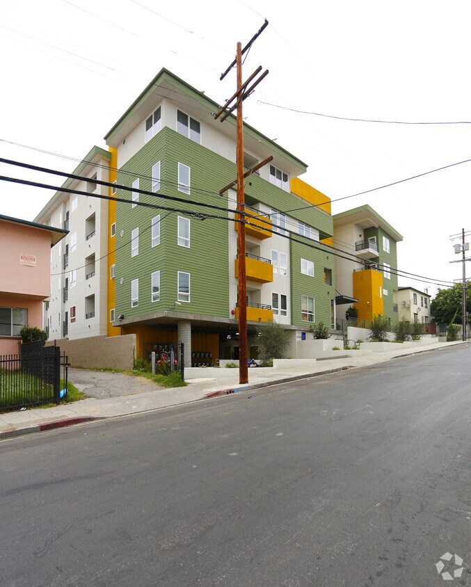 Building Photo - 337 S Union Ave
