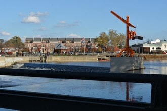 Building Photo - 120 S Niles Ave