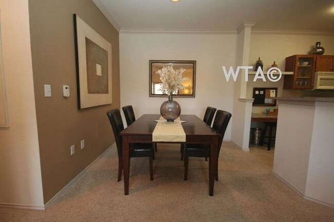 Building Photo - 1 bedroom in AUSTIN TX 78726
