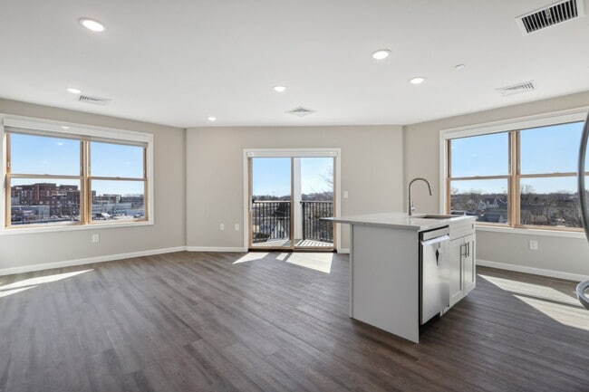 Building Photo - The Willow at Long Branch