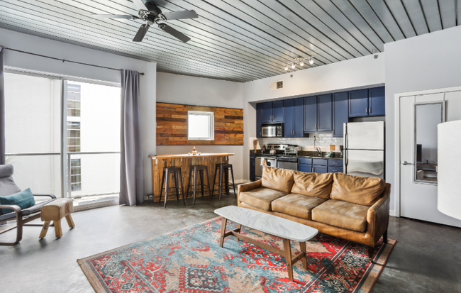 Building Photo - 620 Glen Iris Dr NE