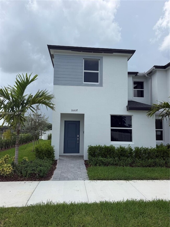 Building Photo - 35537 SW 189th Ct