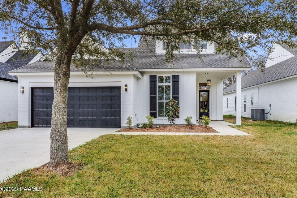 3 Bd./ 2 Ba with office - 108 Gideon Rd