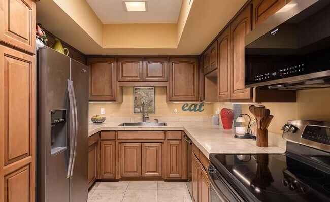 Foto del edificio - Sophisticated Catalina Foothills Sanctuary: Premium 3-Bedroom Townhome with 2-Car Garage