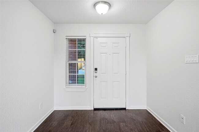 Building Photo - 12731 Mystic Water Ln