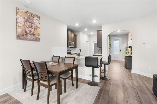 Foto del edificio - 7632 Thunder River Rd