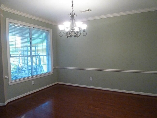 Foto del edificio - 6143 River Mist Ct