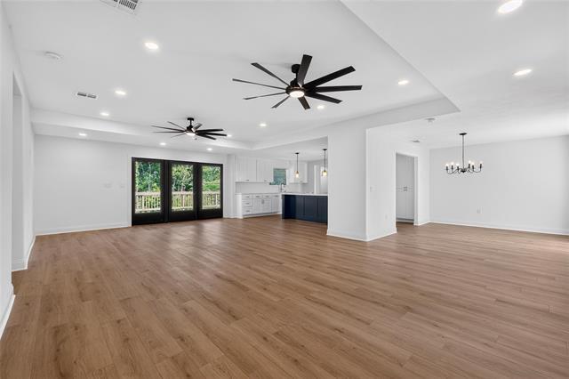 Building Photo - 2808 Woodland Dr
