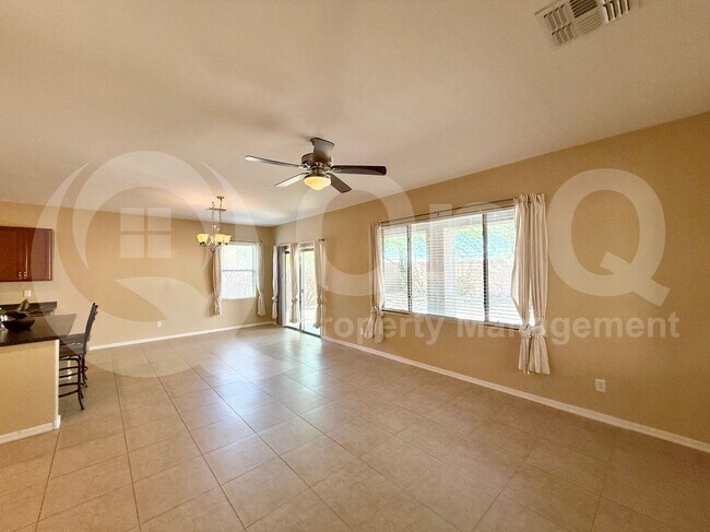 Foto del edificio - 2494 E Katrina Trail