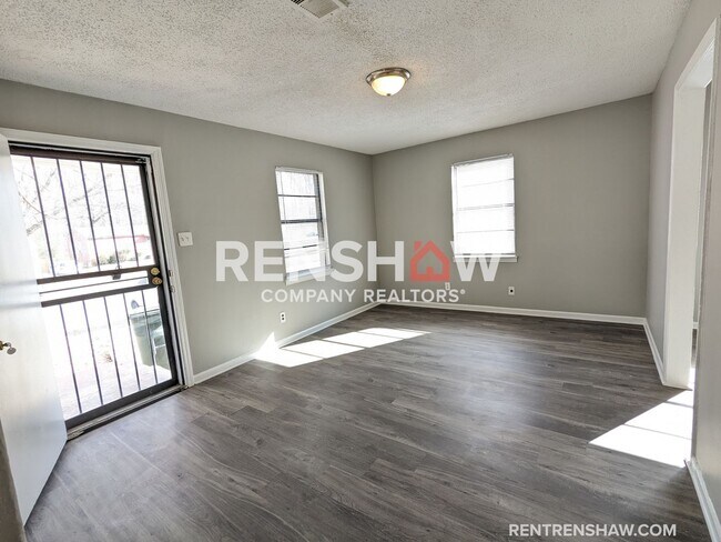 Foto del edificio - Classic 3/2 Home In Frayser Now Available ...