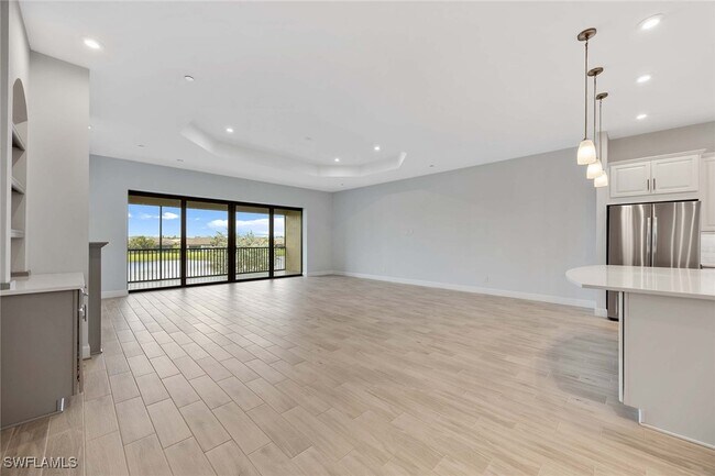Foto del edificio - 15244 Zeno Wy