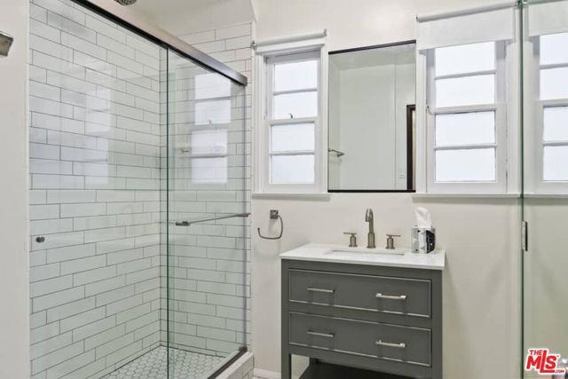 Primary Photo - 362 Westbourne Dr