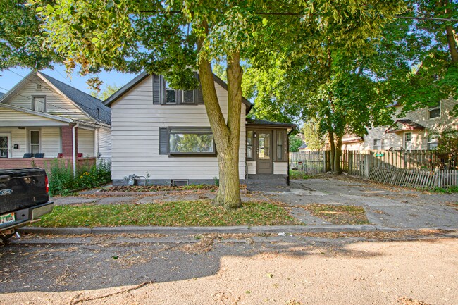 Foto del edificio - 1036 Park St SW