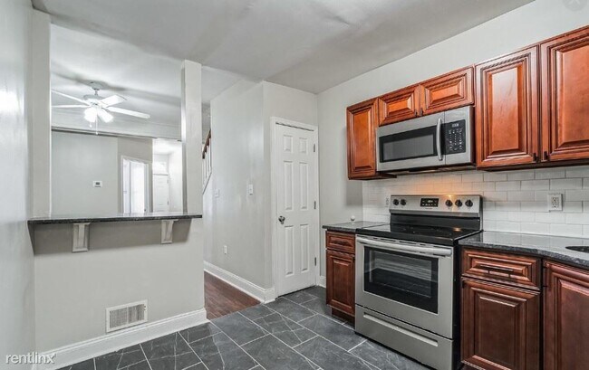 Foto del edificio - 4 br, 1.5 bath House - 2243 North Bouvier ...