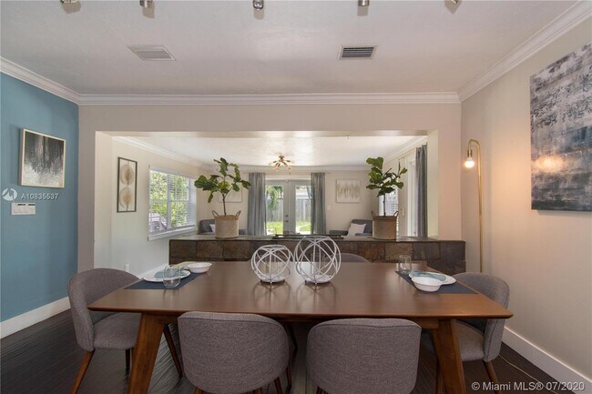 Foto del edificio - 1333 Dewey St