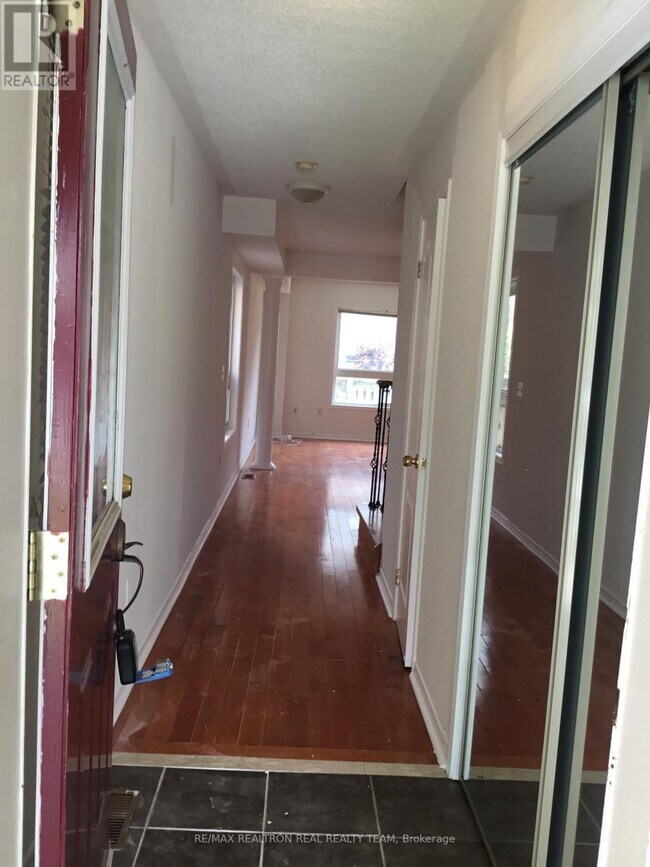 Building Photo - 13 Turtledove Grove