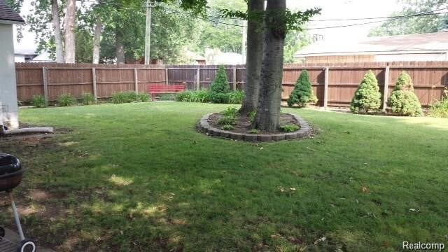 Foto del edificio - 32380 Maplewood St