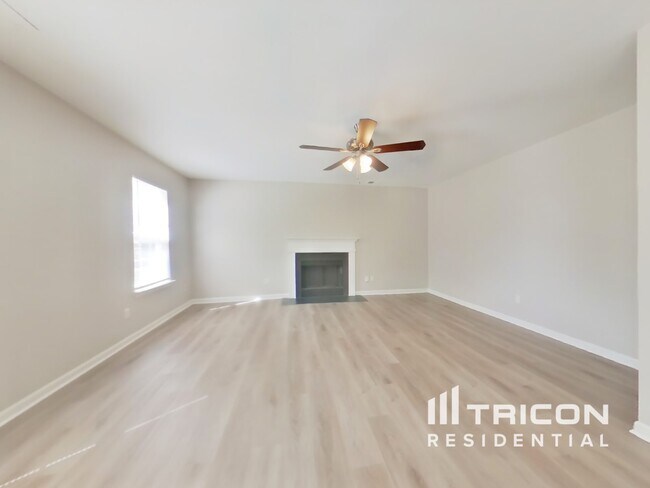 Building Photo - 4335 Springhaven Dr