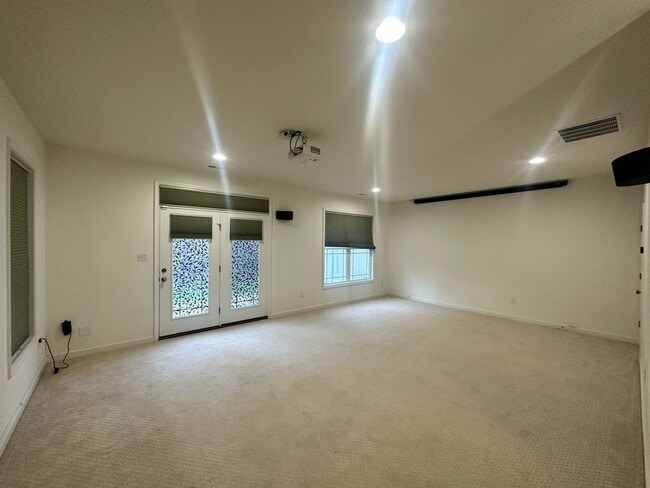 Building Photo - 11419 Hayloft Ln