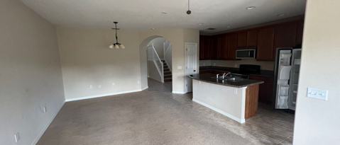 Foto del edificio - 2227 Seven Oaks Dr