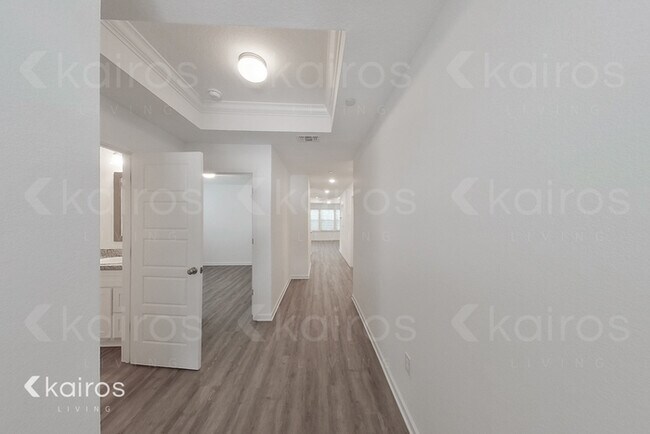Foto del edificio - 11345 Camden Court Cir.
