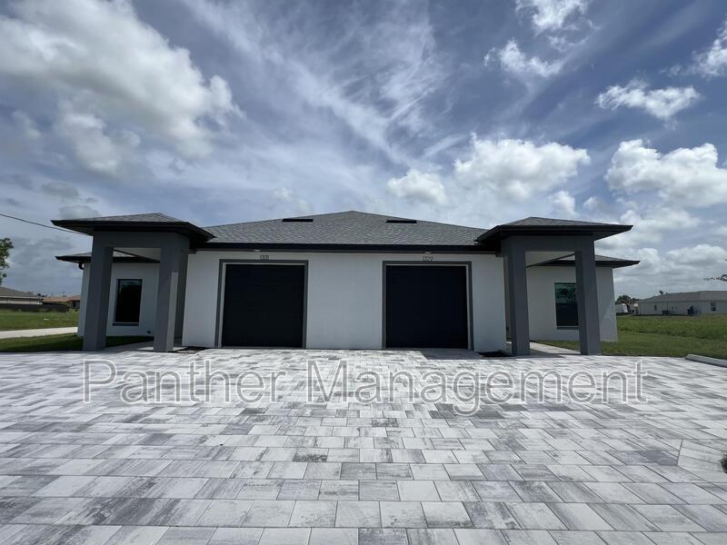 Foto principal - 1329 Diplomat Pkwy W