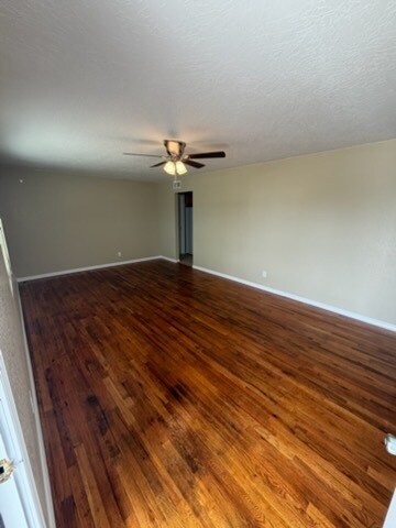 Building Photo - 128 E Manana Blvd