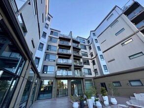 Building Photo - 5001 California Ave SW