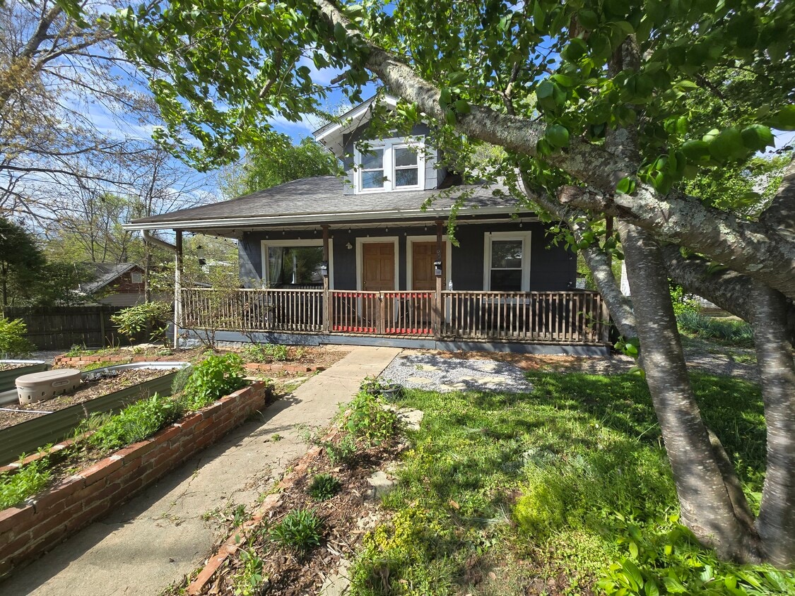 Primary Photo - 65 State St