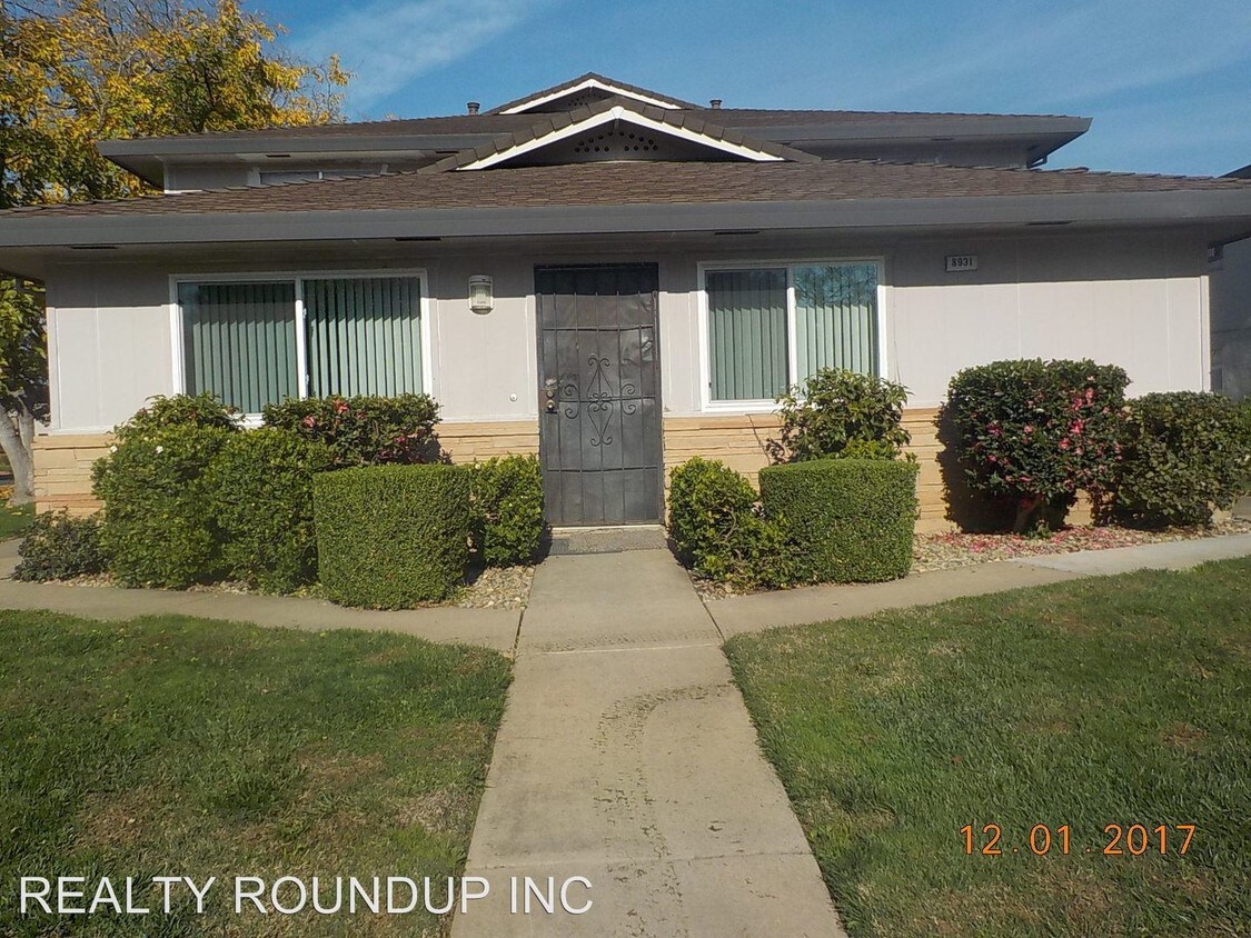 8931 El Mirador Dr Unit 1, Elk Grove, CA 95624 Condo for Rent in Elk