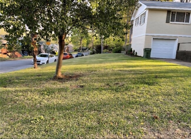 Foto del edificio - 3016 Brewton St