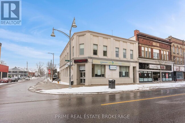 Building Photo - 408-408 Talbot St