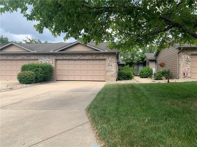 Building Photo - 2 bedroom in Decatur IL 62521