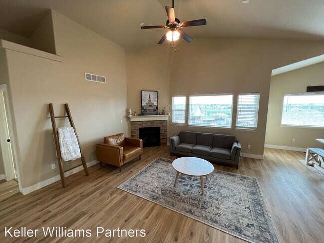 Foto del edificio - 4 br, 3 bath House - 7521 Bonterra Ln