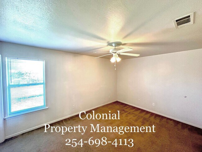 Building Photo - 1627 Yuma Trail