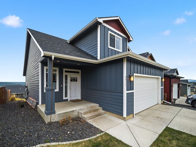 Foto del edificio - Charming North Spokane Home in a Quiet Neighborhood ? Limited-Time Move-In Special: Half Off Your...