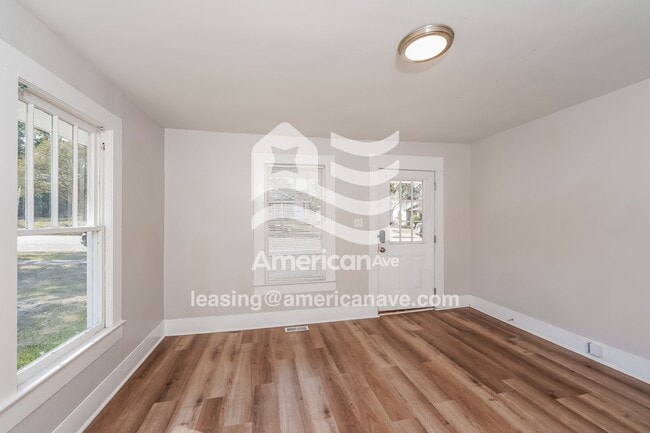 Foto del edificio - 1220 Ford Ave