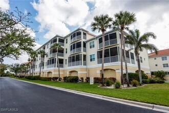 Building Photo - 20031 Sanibel View Cir