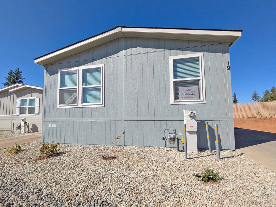 Foto principal - 6656 Pentz Rd