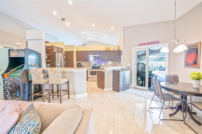 Foto del edificio - 4957 NW 67th Ave