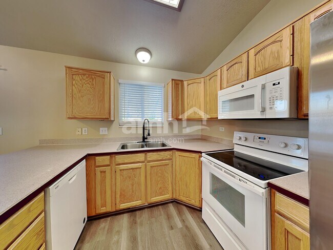 Building Photo - 4099 W 4650 S