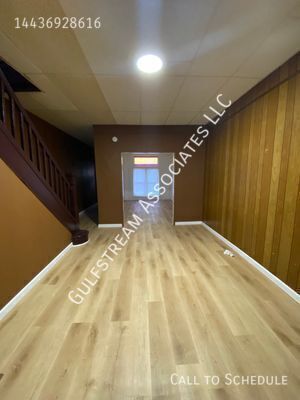 Foto principal - 2406 E Oliver St