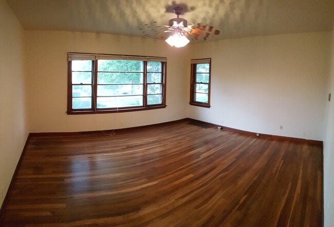 Building Photo - 17th and Grant - August 2026