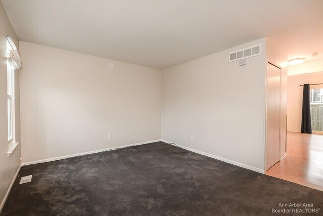 Foto del edificio - 3115 Bolgos Cir