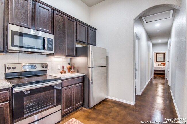 Foto del edificio - Modern Duplex Living in Seguin, TX