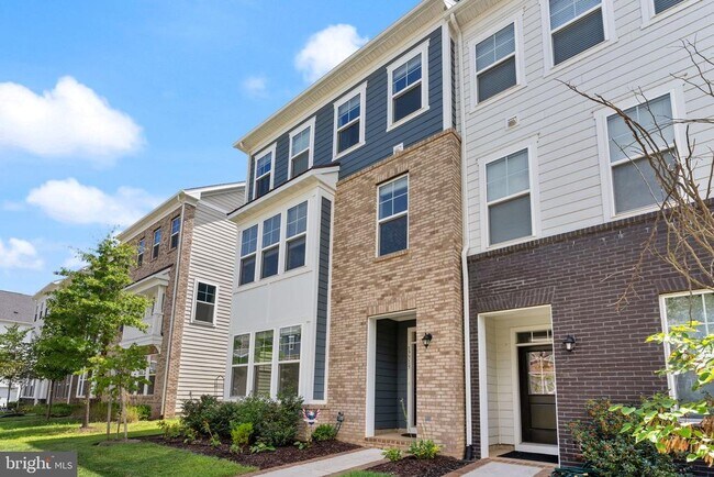 Foto del edificio - 17713 Longspur Cove Ln